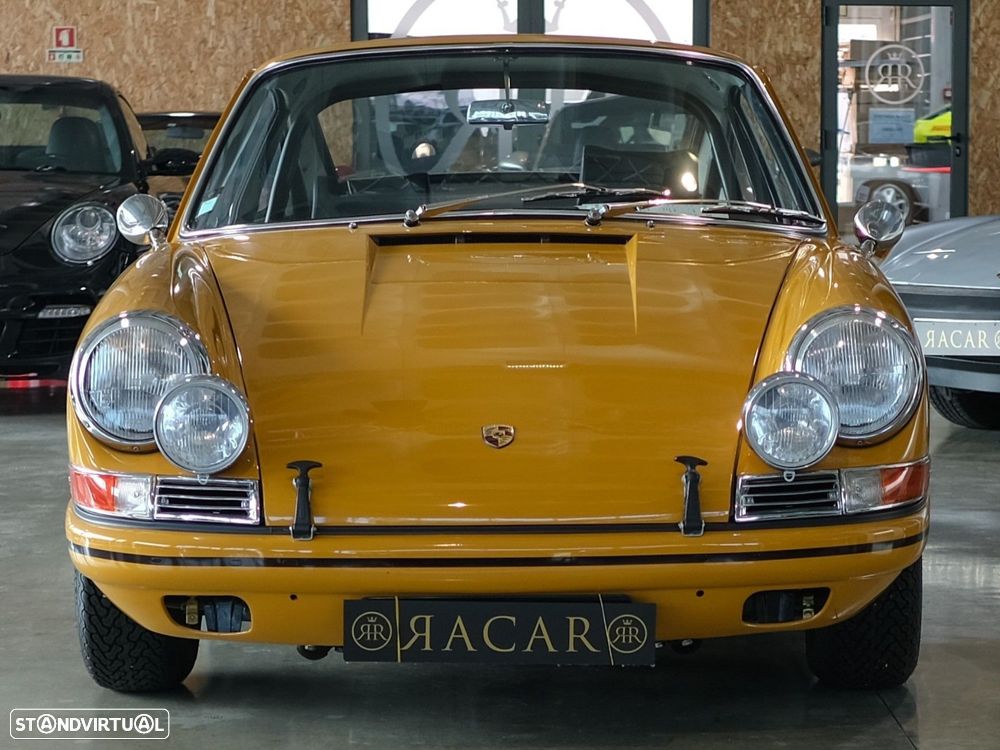 Porsche 911 Série F - 4