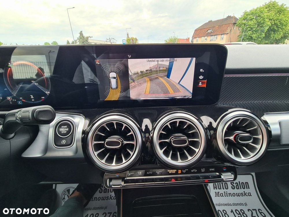 Mercedes-Benz GLB 200 d AMG Line 8G-DCT - 13