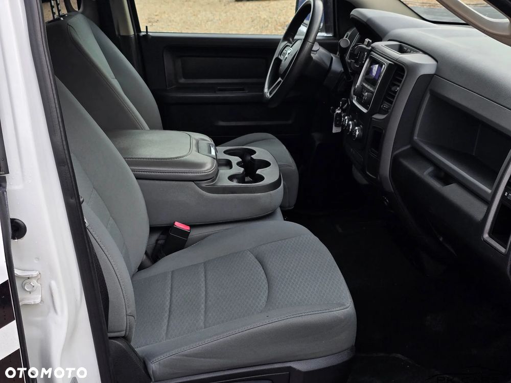 Dodge RAM 1500 5.7 4x4 - 30
