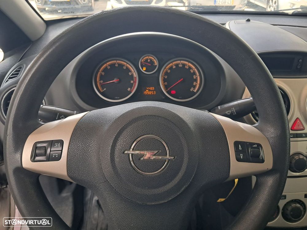 Opel Corsa 1.2 CMON - 5