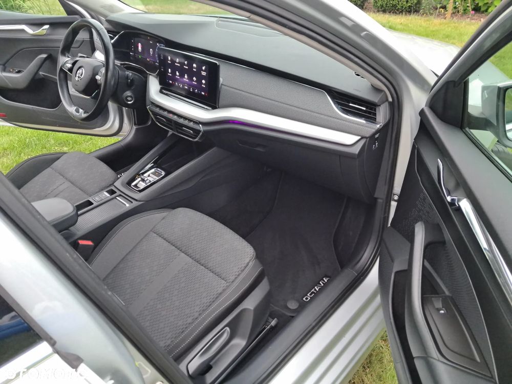 Skoda Octavia 2.0 TDI Style DSG - 17