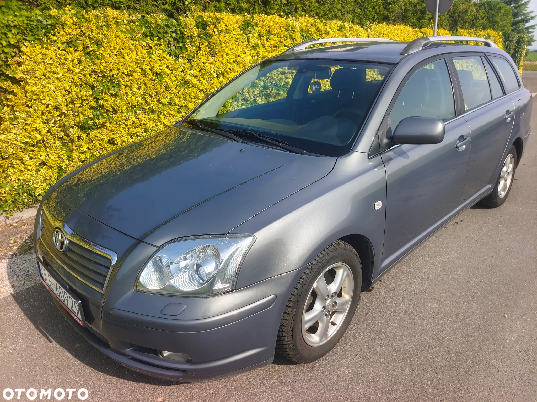 Toyota Avensis 1.8 VVT-i Combi Sol - 7