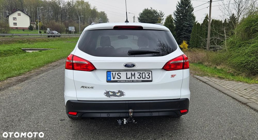 Ford Focus 1.6 TDCi DPF Start-Stopp-System SYNC Edition - 5