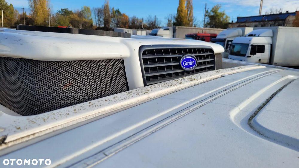 Mercedes-Benz Sprinter - 33