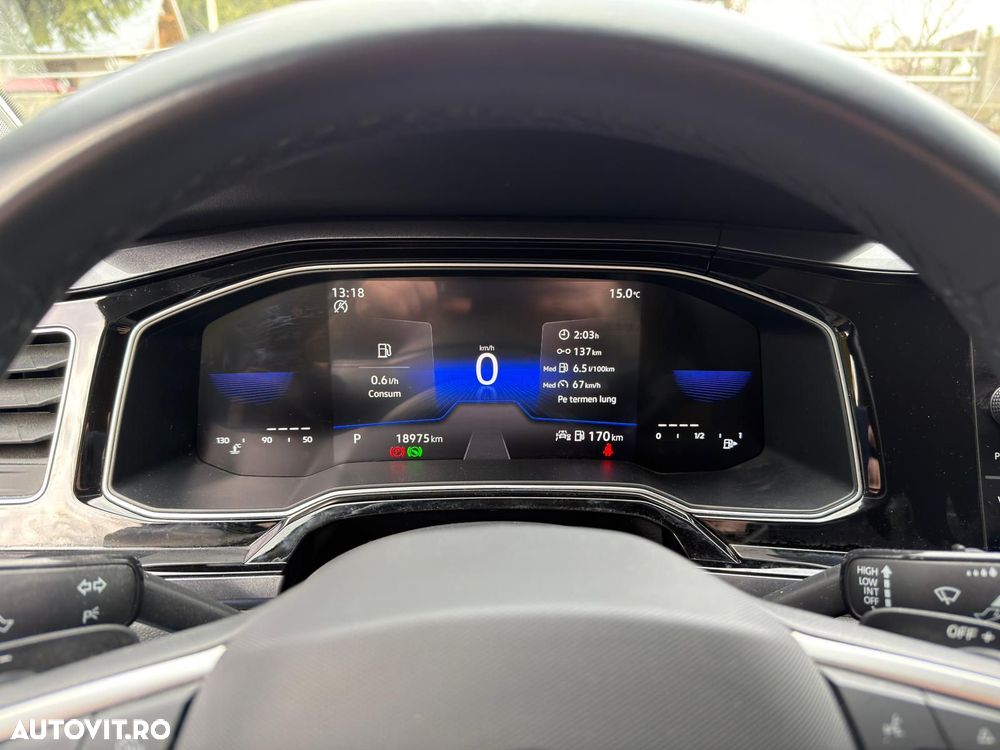 Volkswagen Taigo 1.5 TSI DSG Advanced - 7