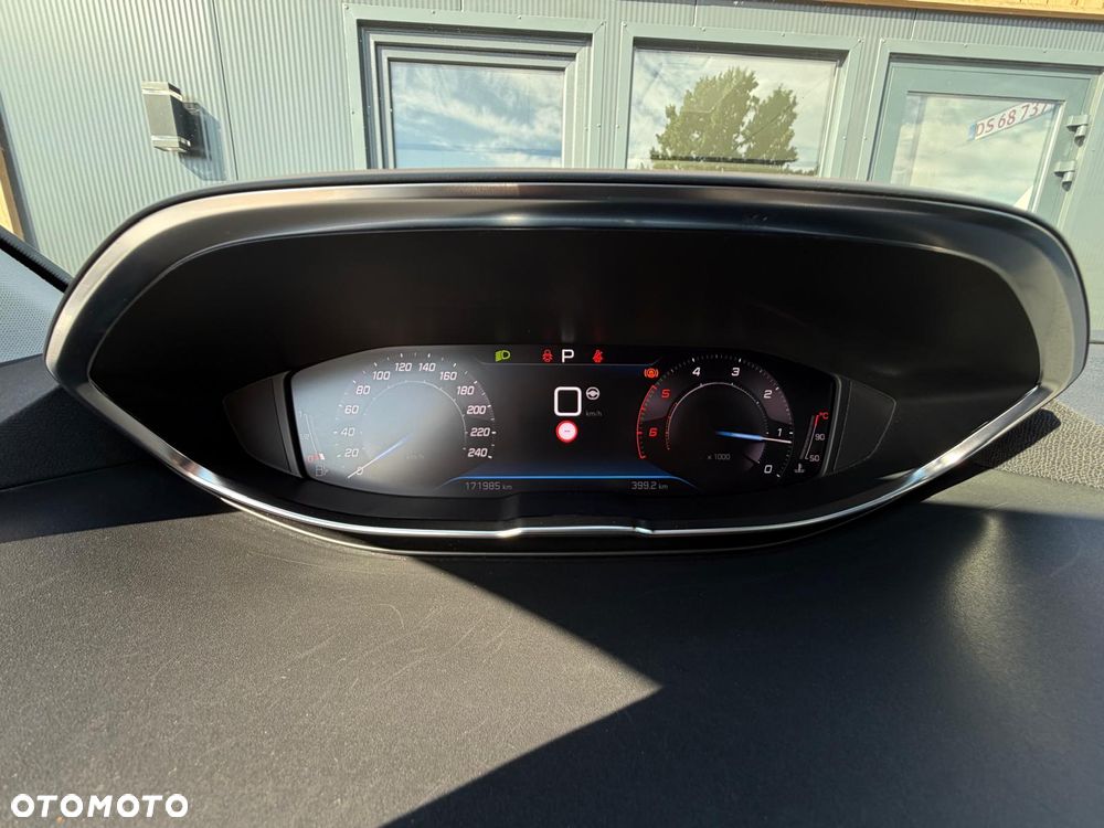 Peugeot 3008 BlueHDi 130 Stop & Start EAT8 Allure - 31