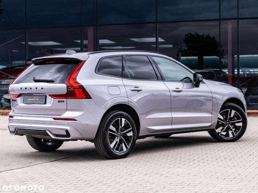 Volvo XC 60 B5 B AWD Plus Dark - 13