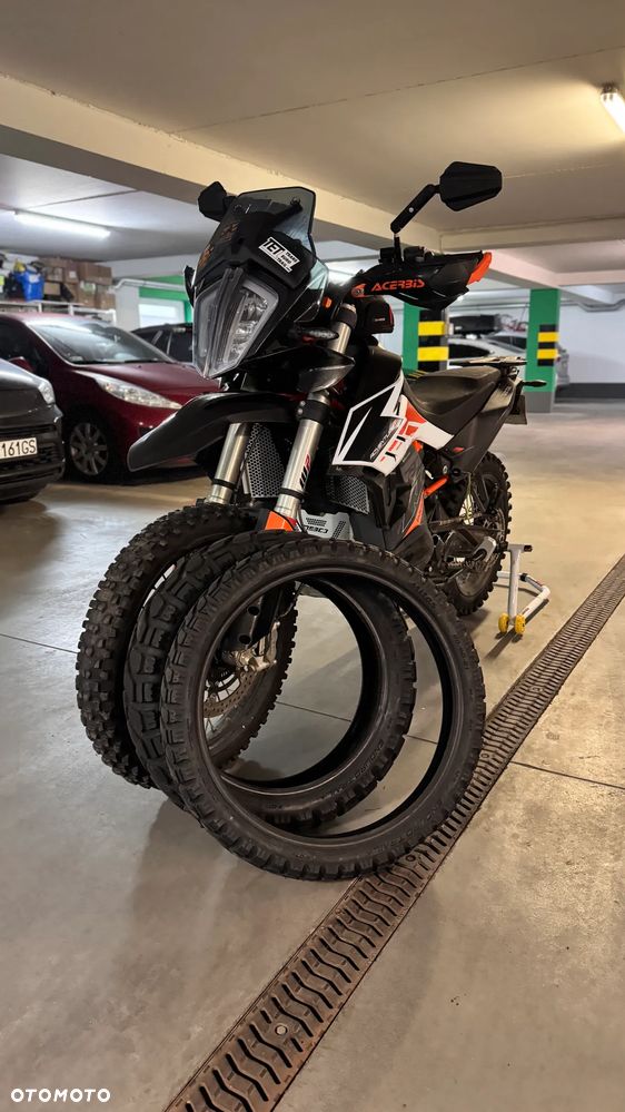 KTM Adventure - 11