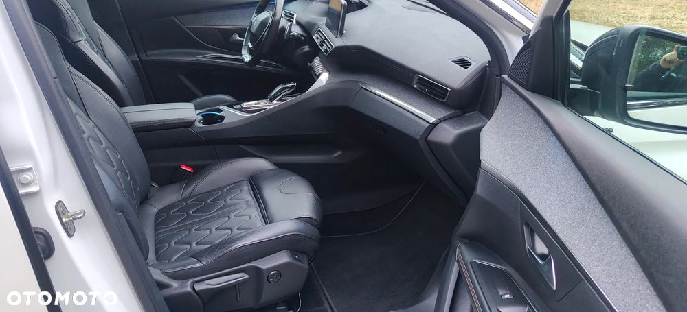 Peugeot 5008 BlueHDi 180 EAT8 GT - 18