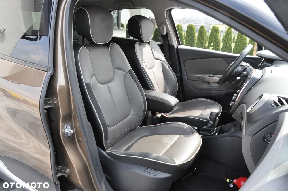 Renault Captur 1.2 Energy TCe Initiale Paris EDC - 16