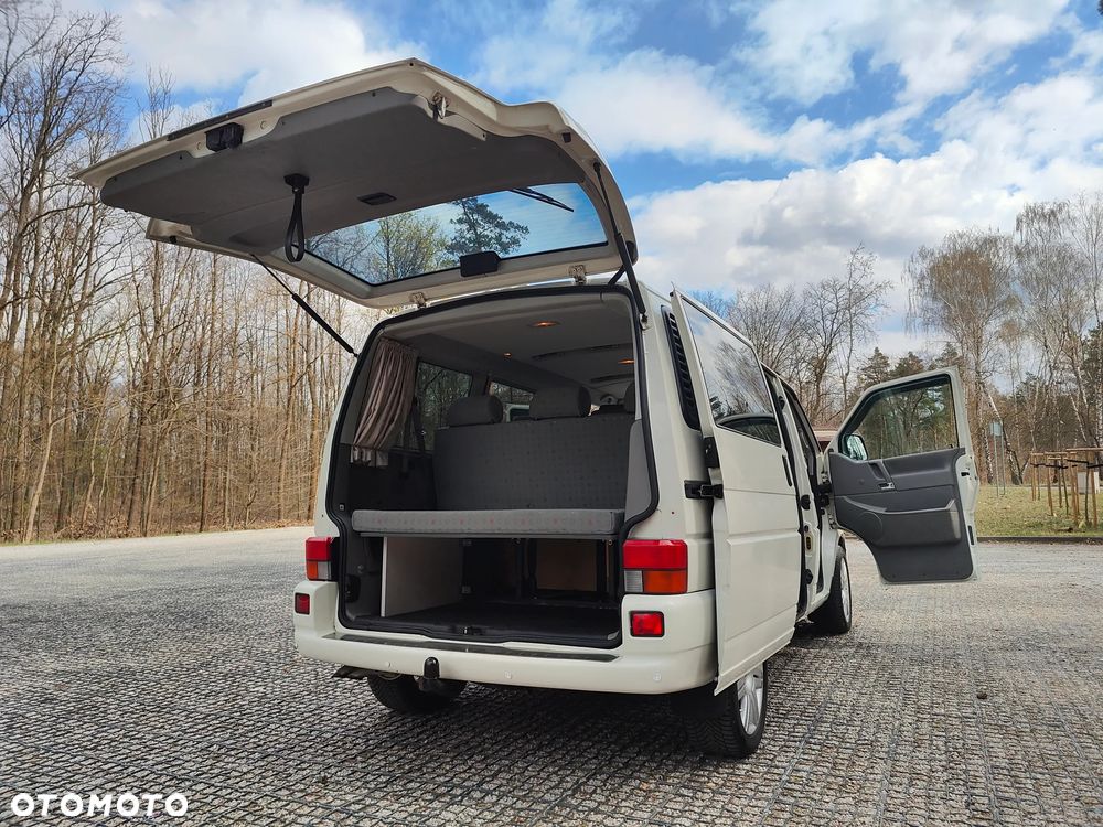 Volkswagen Transporter - 9