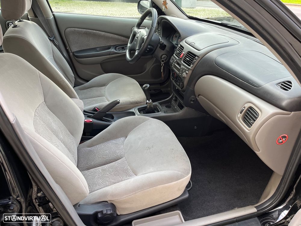 Nissan Almera 2.2 Di Luxury AC - 5