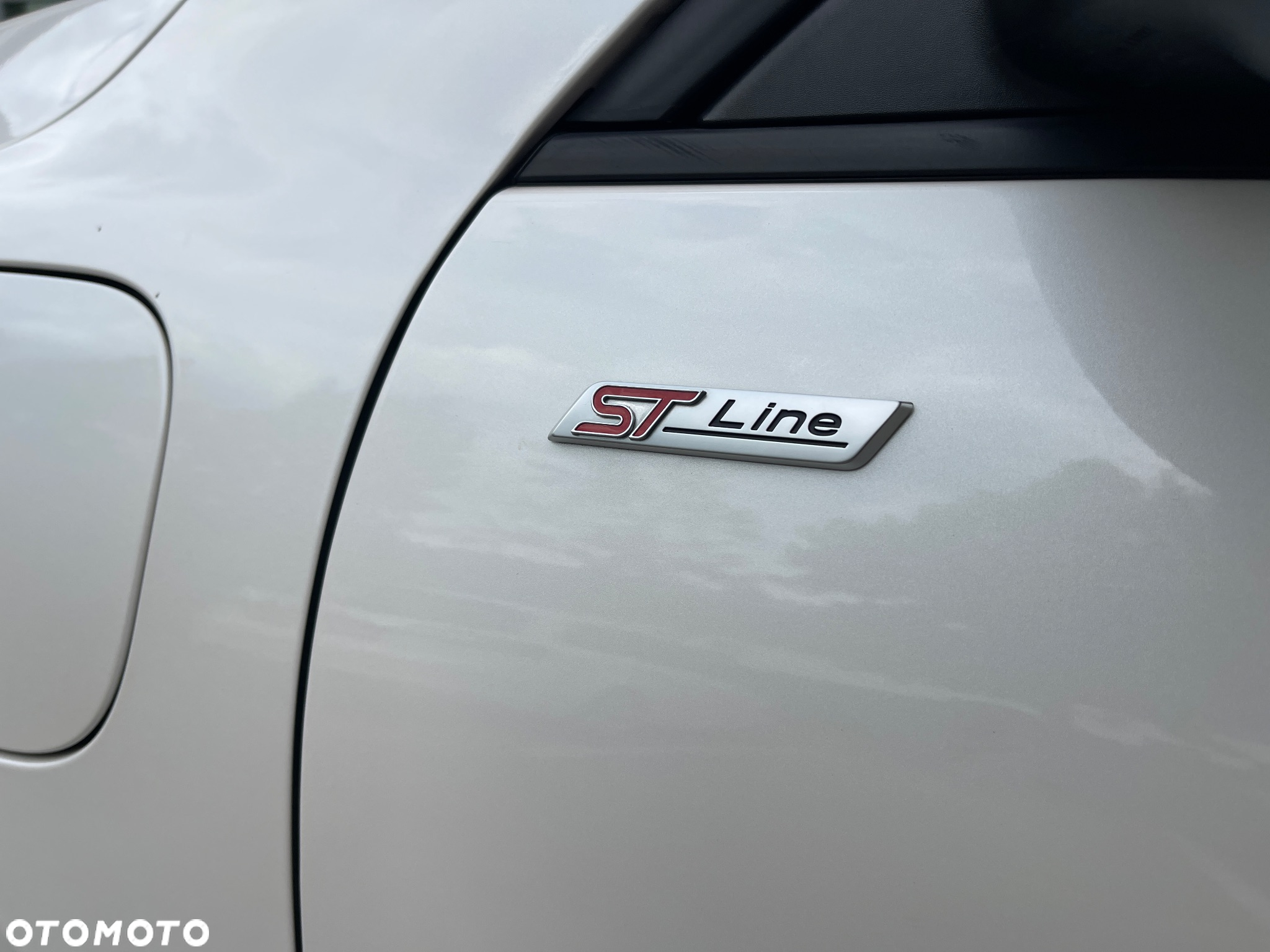Ford Kuga 2.5 Duratec PHEV ST-LINE X - 15