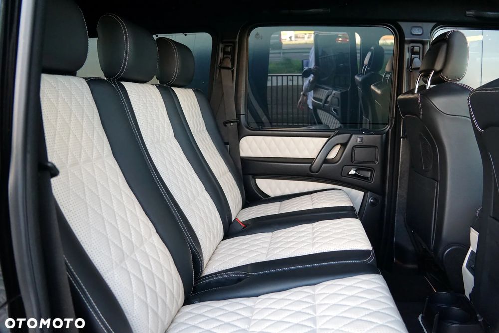 Mercedes-Benz Klasa G AMG 63 AMG SPEEDSHIFT 7G-TRONIC - 28