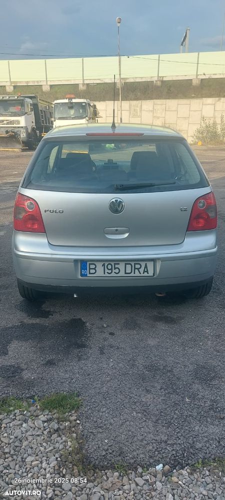 Volkswagen Polo 1.2 Attractive - 2