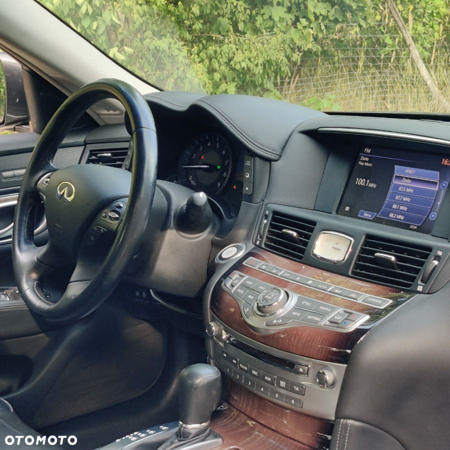 Infiniti M M35h Business Edition - 11