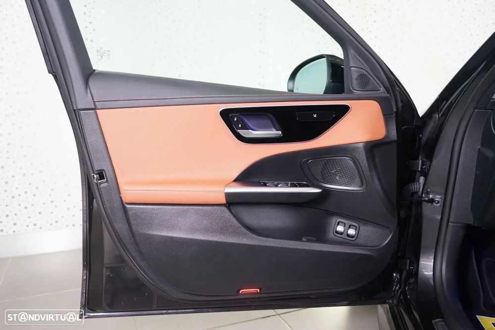 Mercedes-Benz C 300 - 18