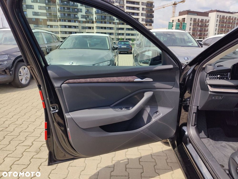 Skoda Superb 2.0 TSI 4x4 L&K DSG - 12