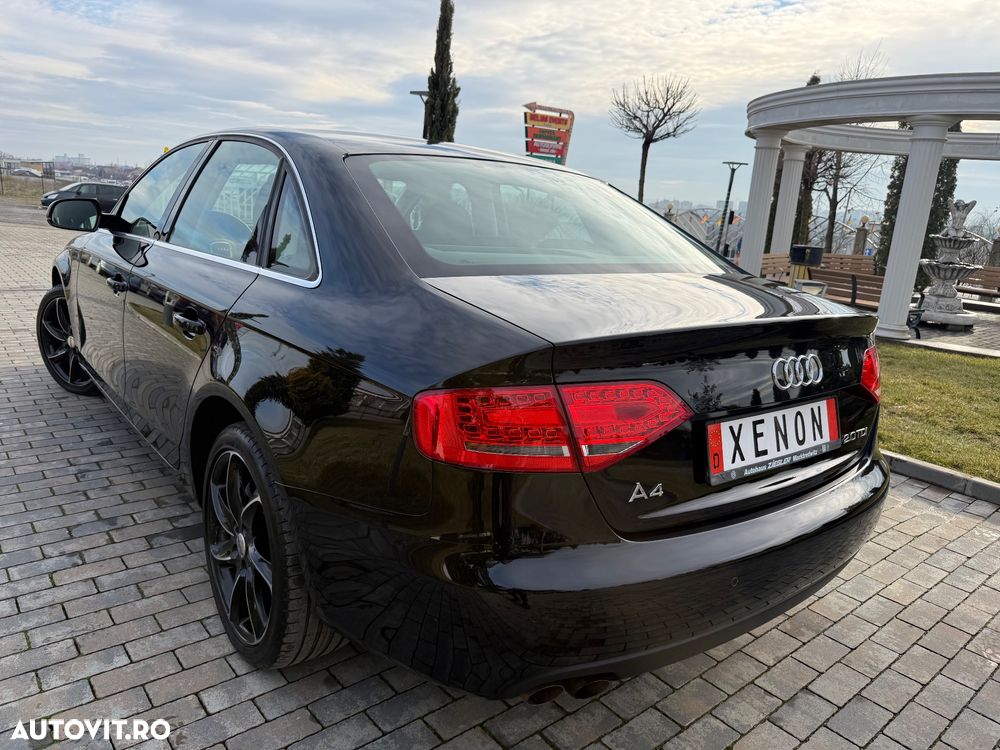 Audi A4 2.0 TDI DPF Attraction - 2