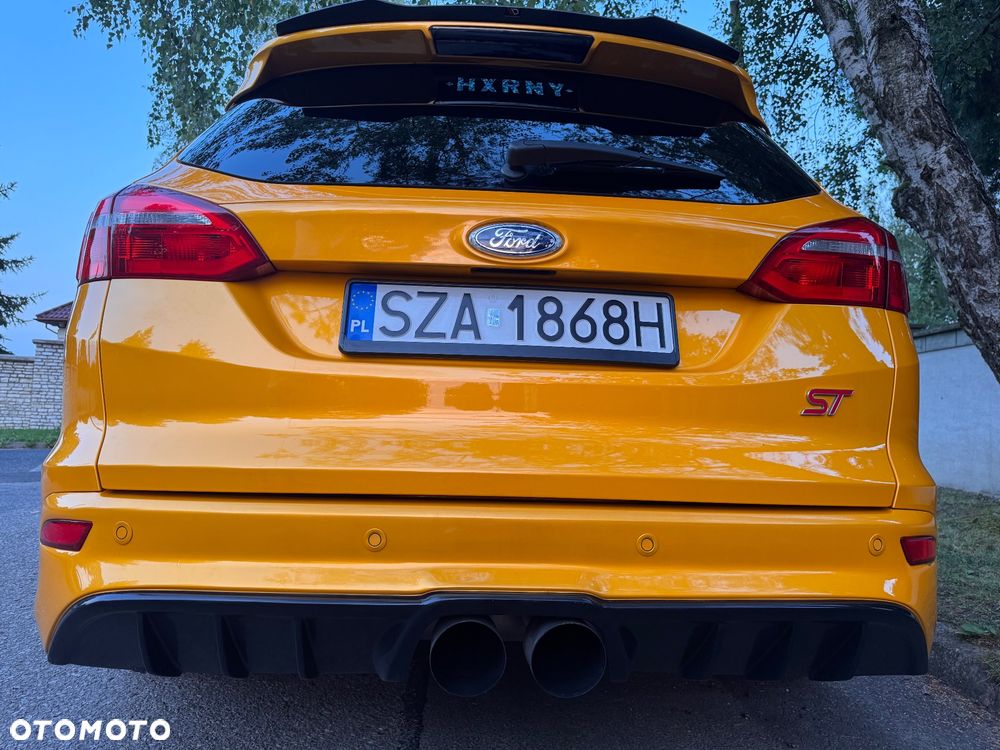 Ford Focus 2.0 EcoBoost ST - 12
