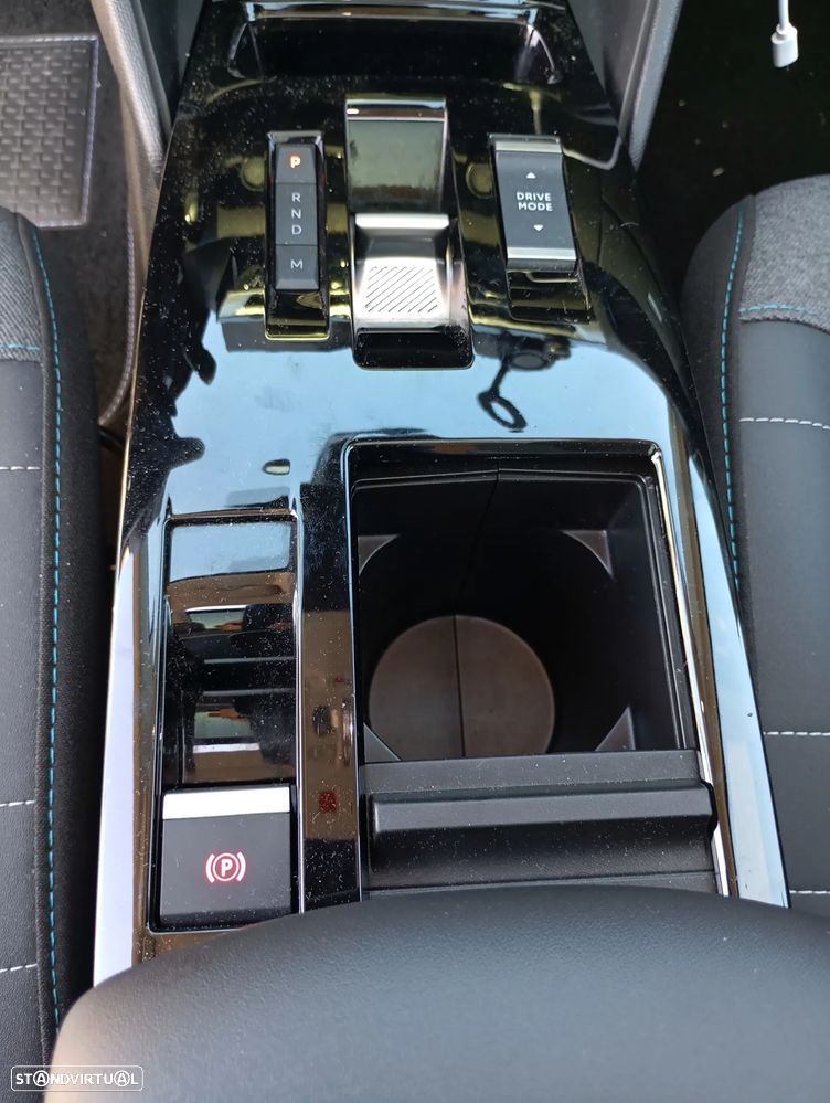Citroën C4 X 1.2 PureTech Max EAT8 - 12