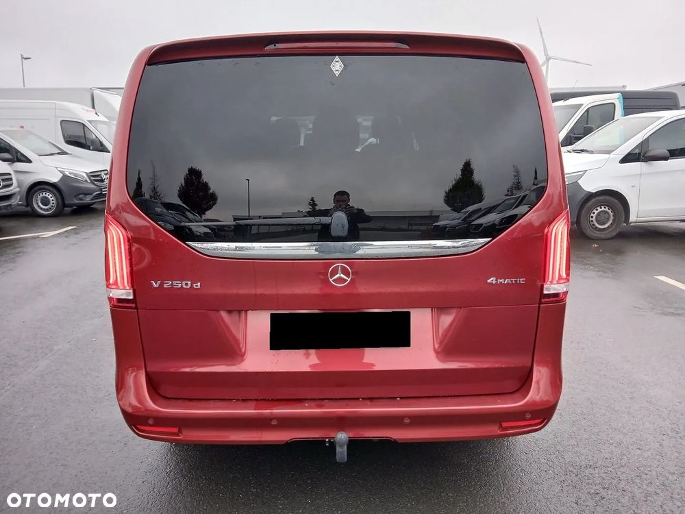 Mercedes-Benz Klasa V 250 d 4-Matic 9G-Tronic Exclusive (ekstra d³) - 4