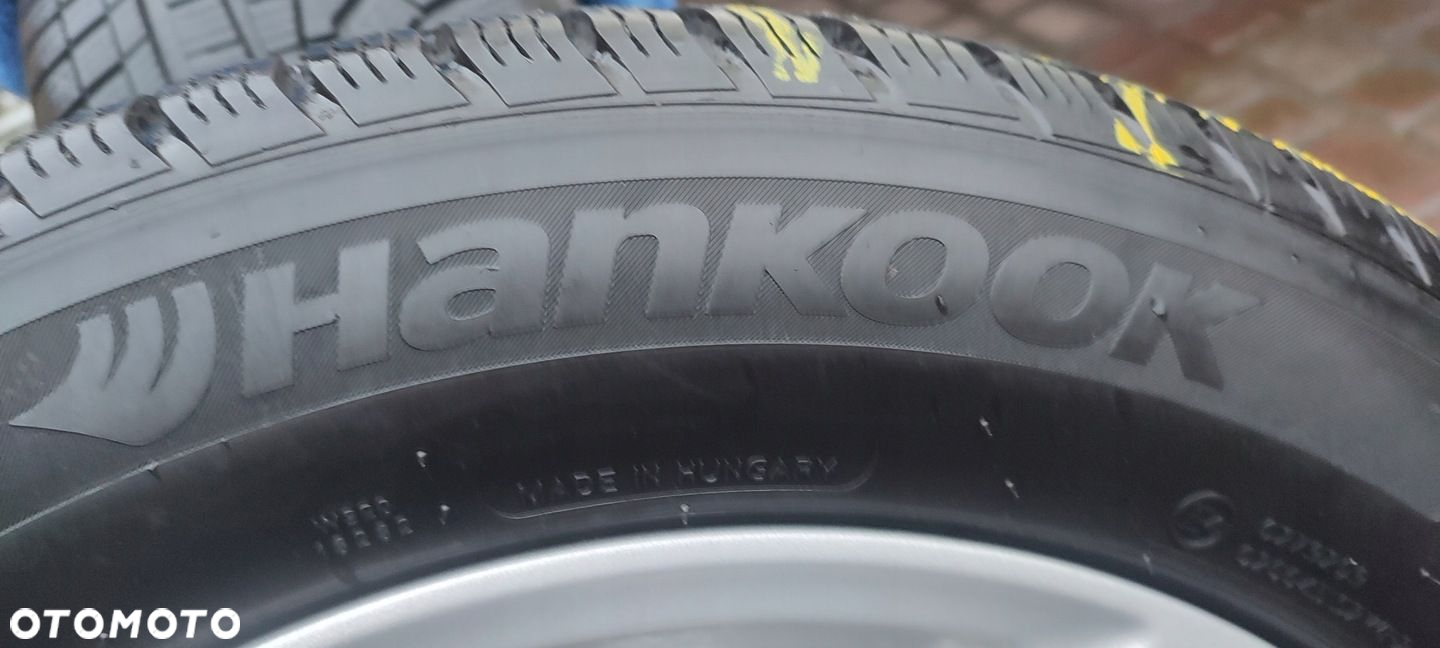 Opony Zimowe Hankook Winter ICept Evo2 235/55/17 99H 2018r 2x6mm Para - 6