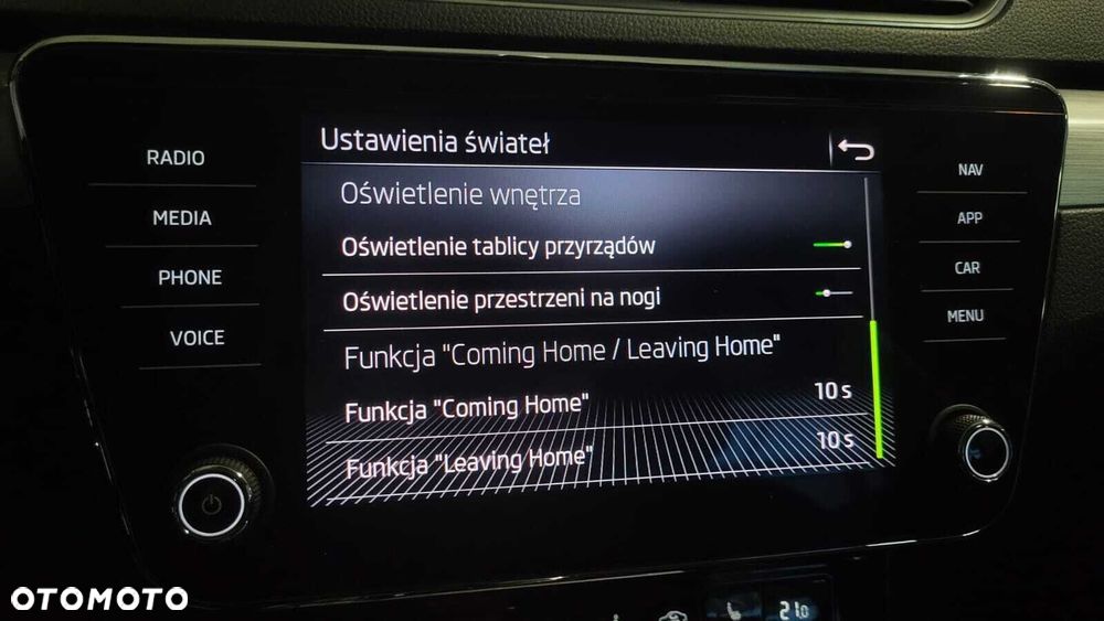 Skoda Superb 2.0 TSI Ambition DSG - 40