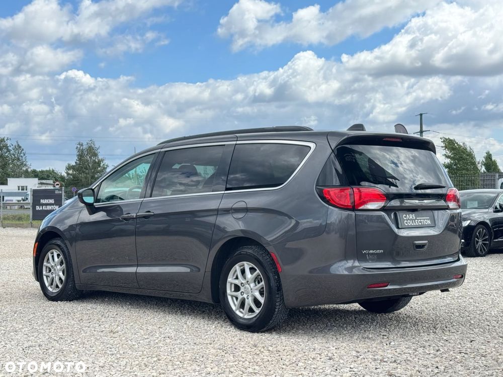 Chrysler Voyager - 7