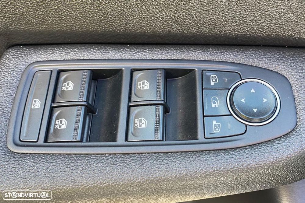 Renault Clio 1.0 TCe Evolution - 11