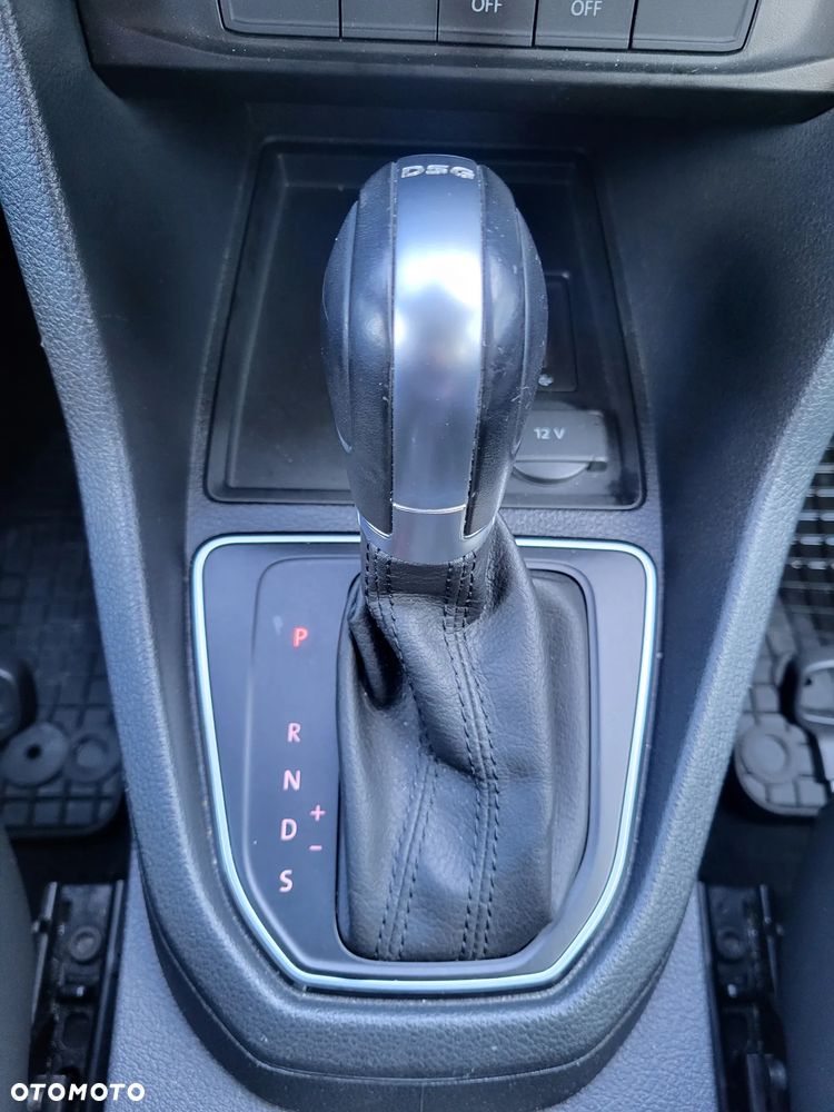 Volkswagen Caddy 2.0 TDI Highline 4Motion DSG - 23