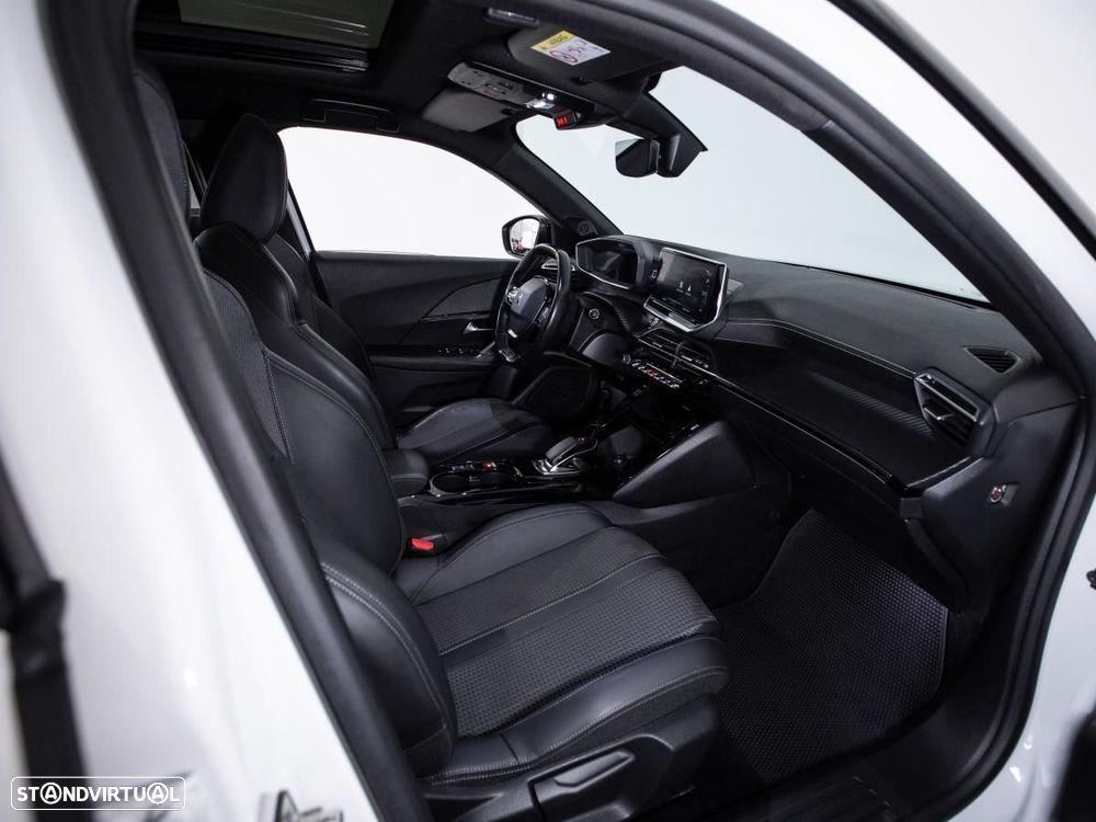 Peugeot e-2008 GT - 9