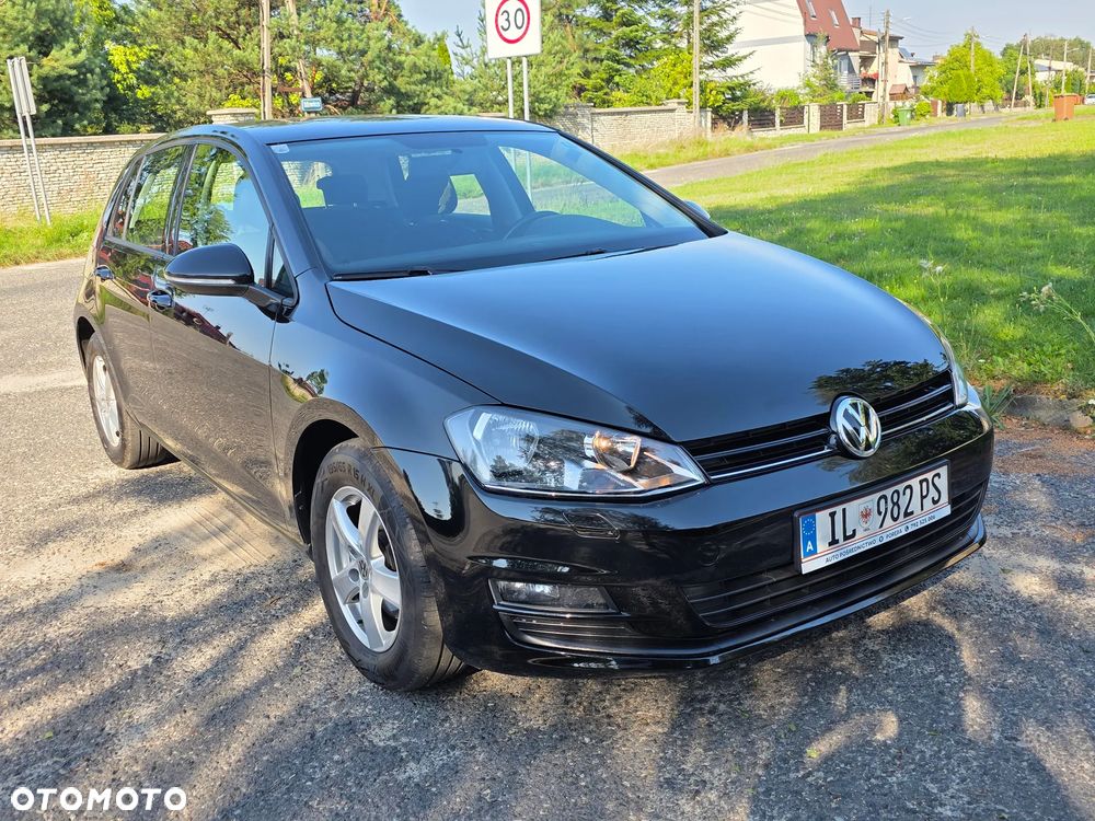Volkswagen Golf 1.2 TSI BlueMotion Technology Comfortline - 2
