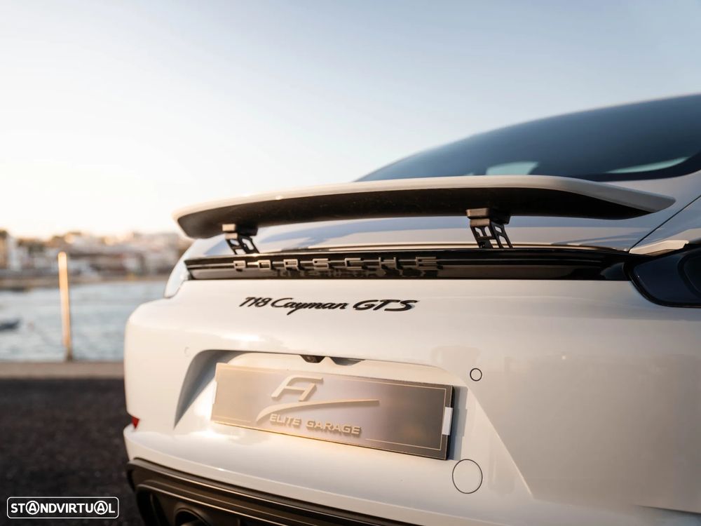 Porsche 718 Cayman GTS 4.0 - 9