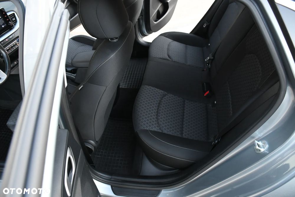 Kia Ceed 1.6 CRDi mHEV L Business Line - 22