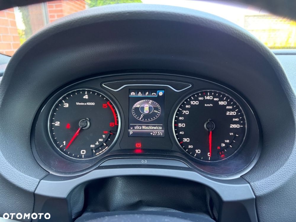 Audi A3 Sportback 2.0 TDI S tronic Ambiente - 12