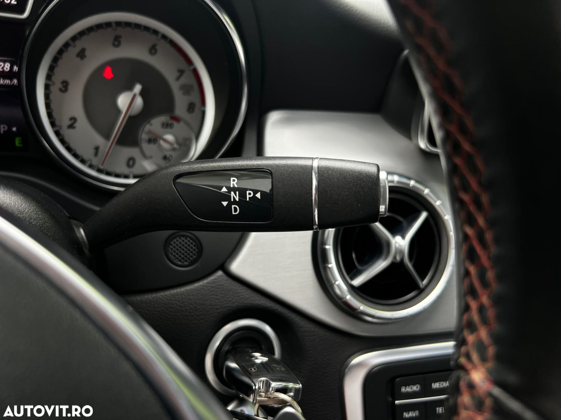 Mercedes-Benz CLA - 16