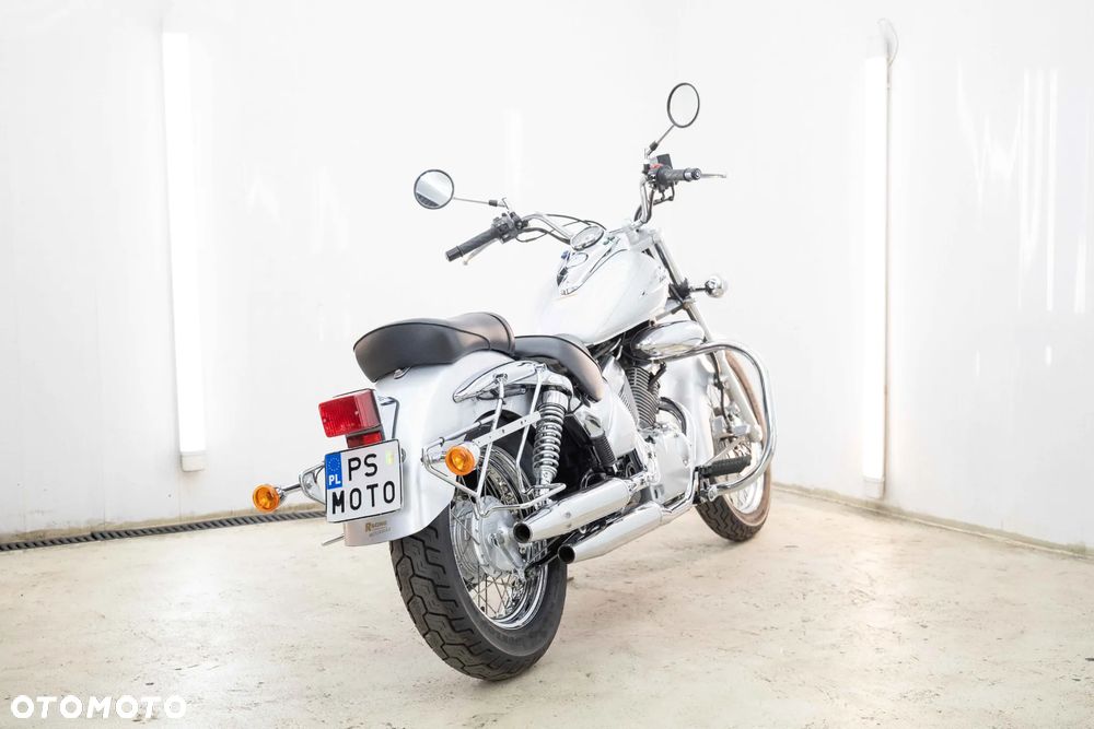 Suzuki Intruder - 6