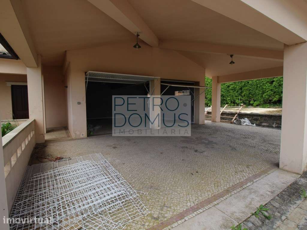 MORADIA UNIFAMILIAR EM LOTE DE 1760 m2, LEIRIA - Grande imagem: 5/40