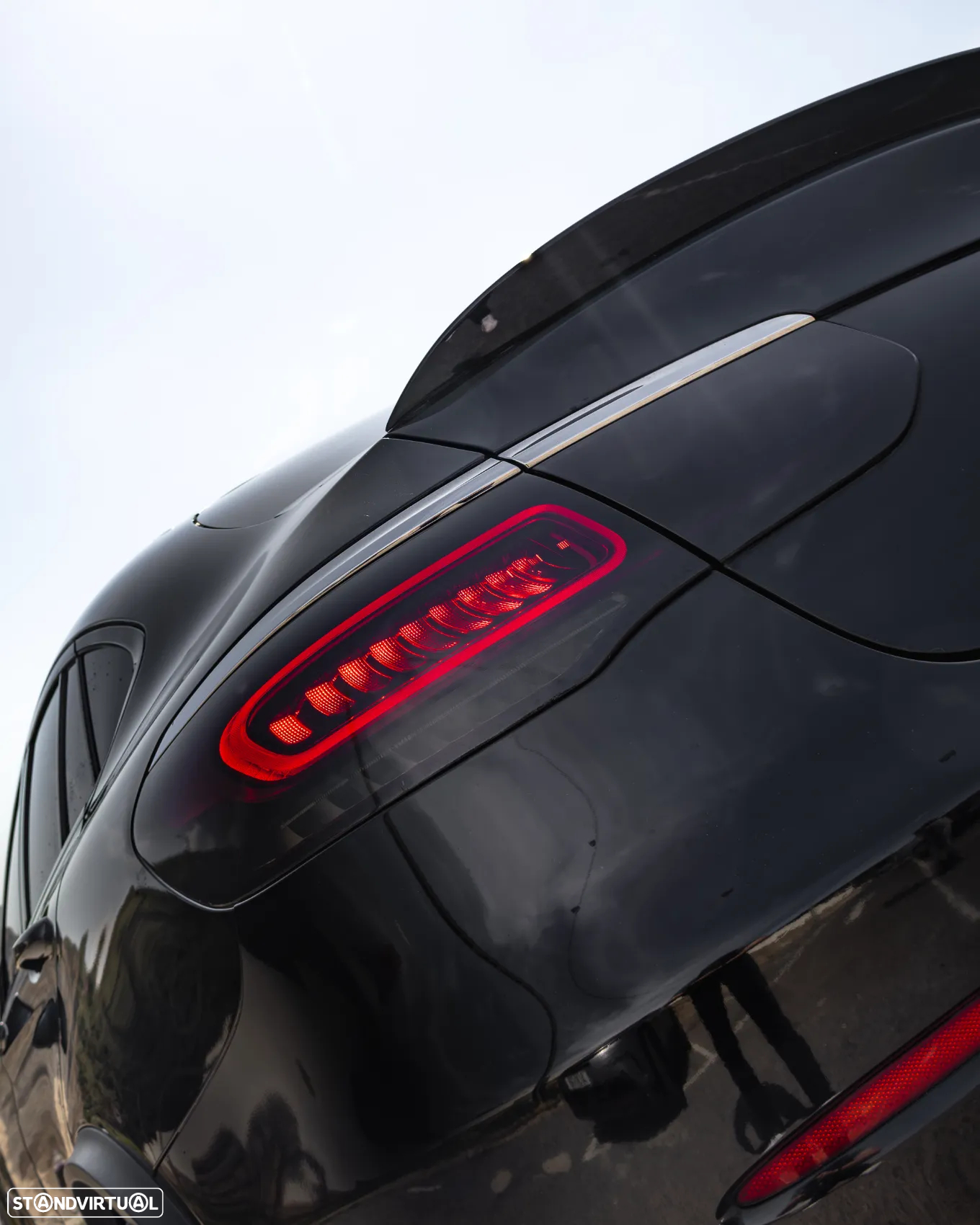 Mercedes-Benz GLC 300 Coupe e 4Matic - 6