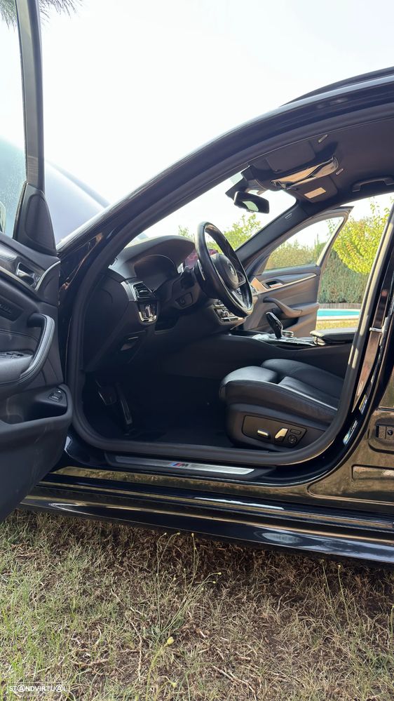 BMW 530 e Pack Desportivo M - 16