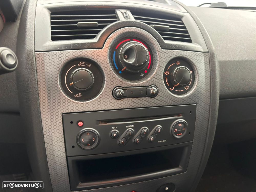 Renault Mégane - 9