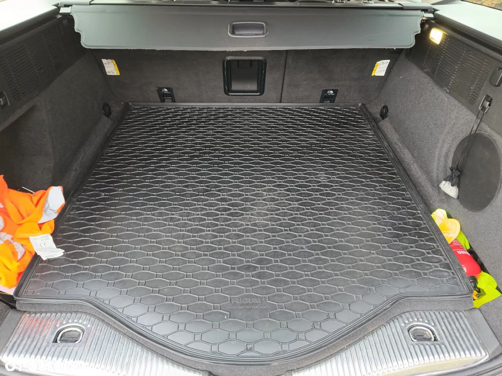 Ford Mondeo - 13