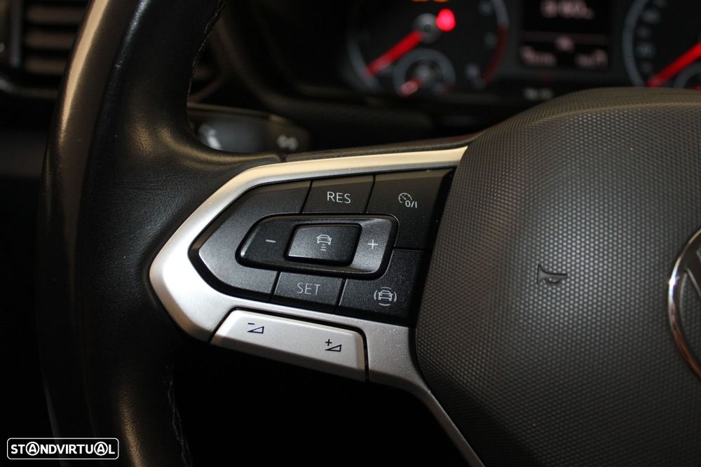 VW T-Cross 1.0 TSI Life - 12