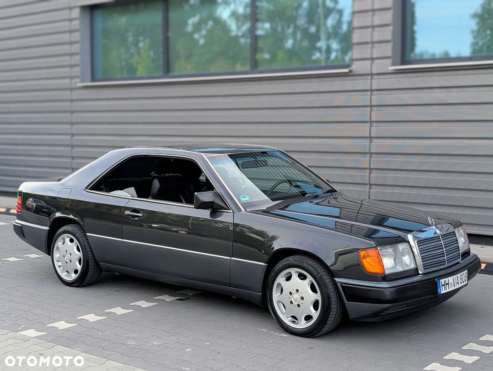 Mercedes-Benz W124 (1984-1993) - 11