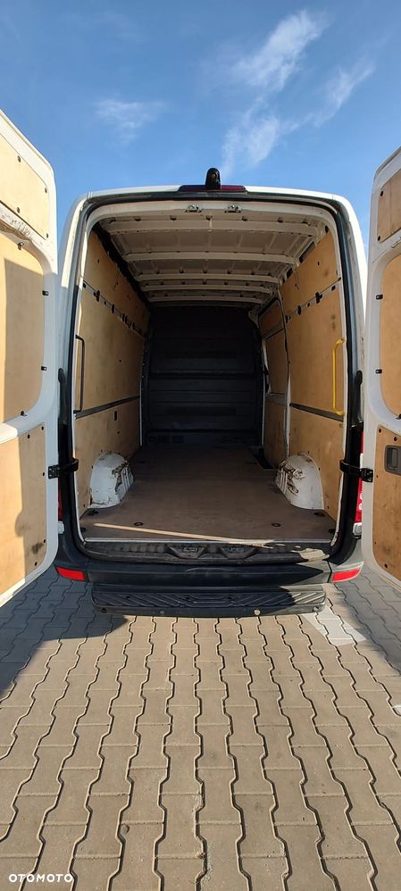 Mercedes-Benz SPRINTER 216 - 13