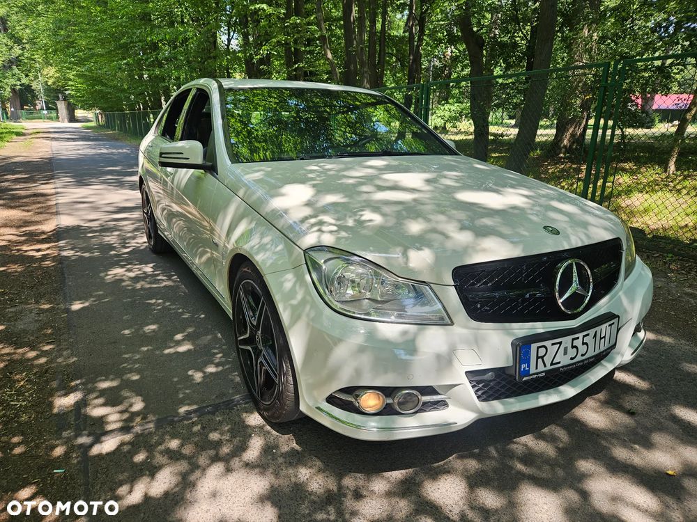 Mercedes-Benz Klasa C - 33