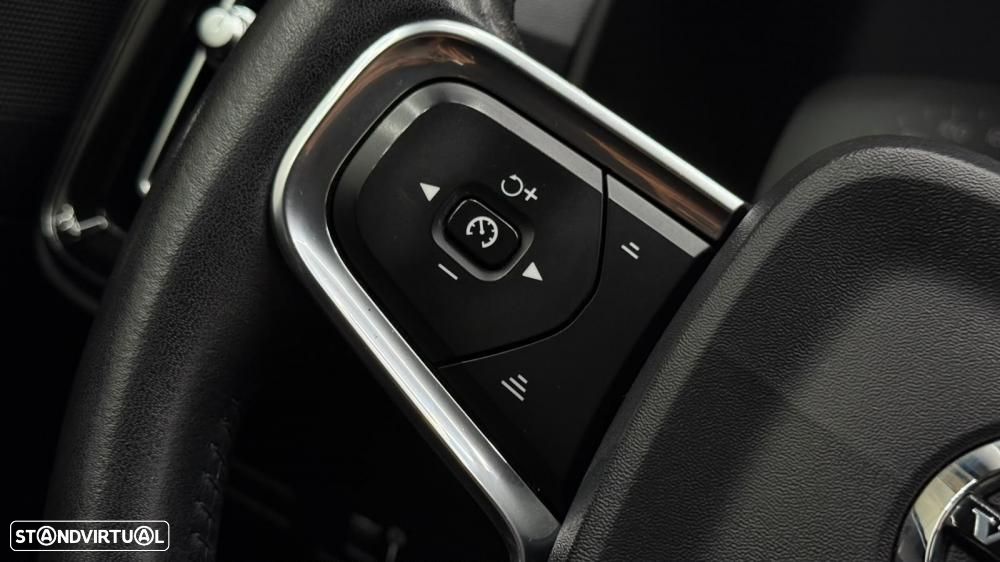 Volvo XC 40 2.0 D3 Momentum AWD Geartronic - 14