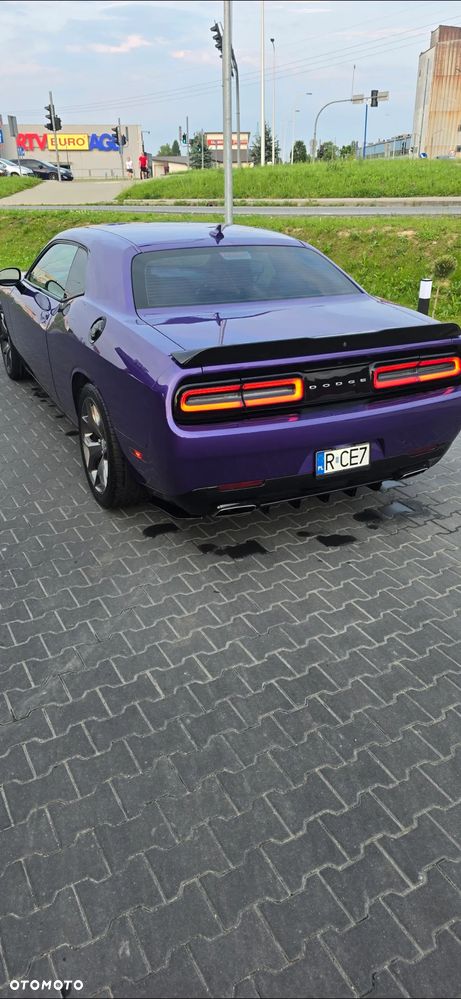 Dodge Challenger 3.6 SXT Plus - 18