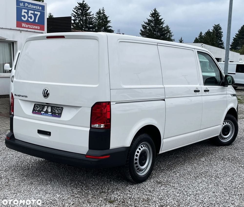 Volkswagen Transporter - 2